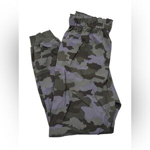 Lululemon Stretch High-Rise Jogger in Heritage 365 Camo Dusky Lavender Multi
